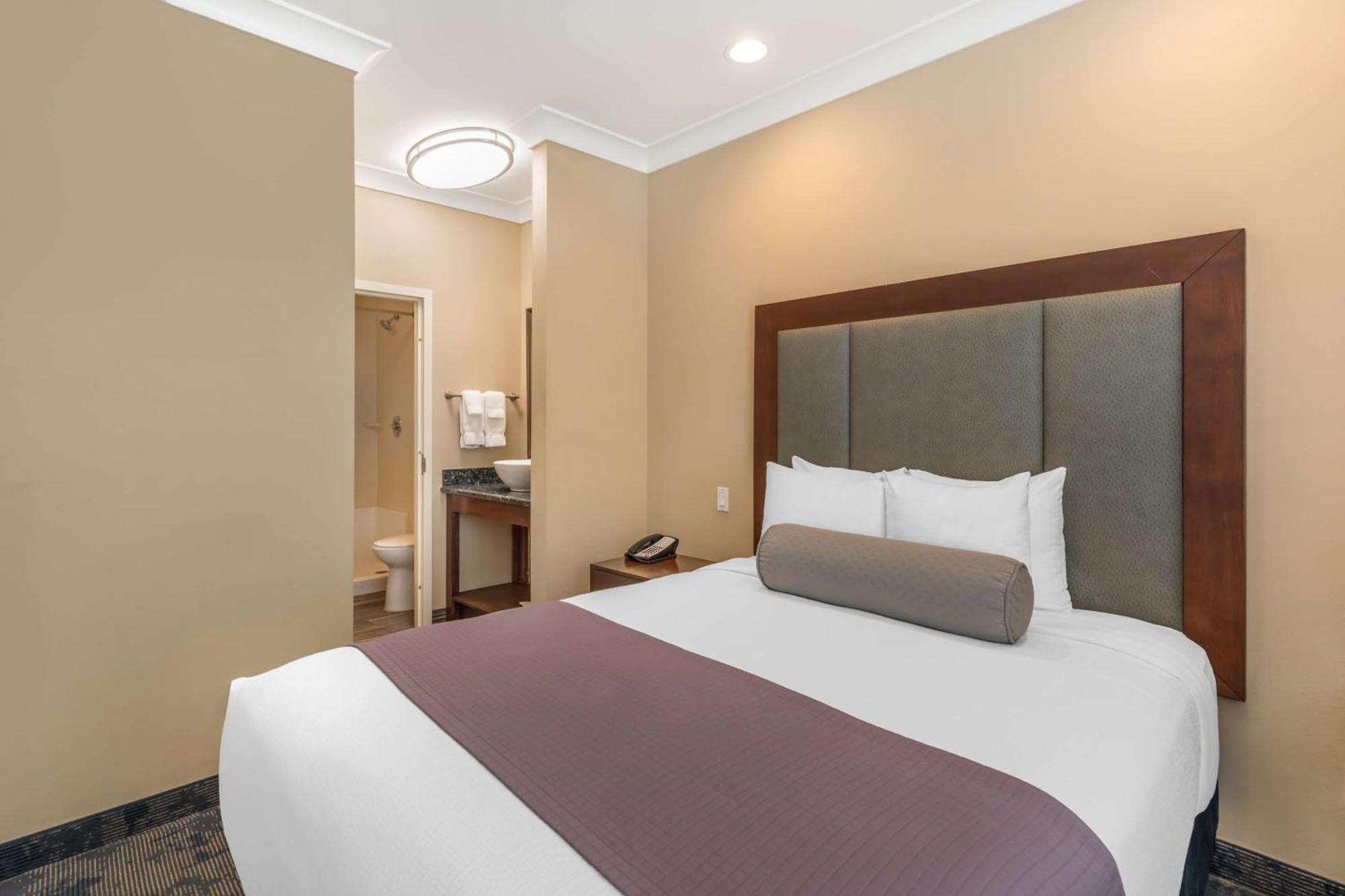 Best Western Plus Avita Suites Торънс Екстериор снимка