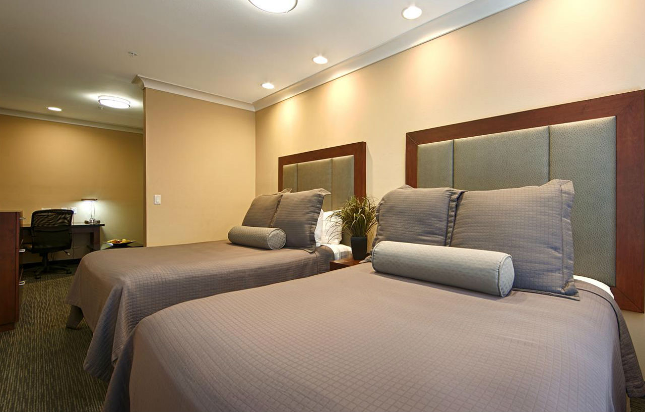 Best Western Plus Avita Suites Торънс Екстериор снимка